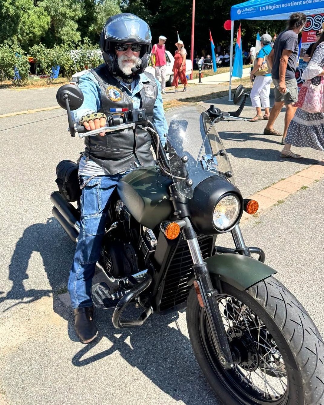 Chapter : Berserker WSF.👍
Live to Ride.
widows-sonsfrance.fr
#widowssons #widowssonsfrance #widowssonsmra #masons #freemasonery #bikers #harleydavidson