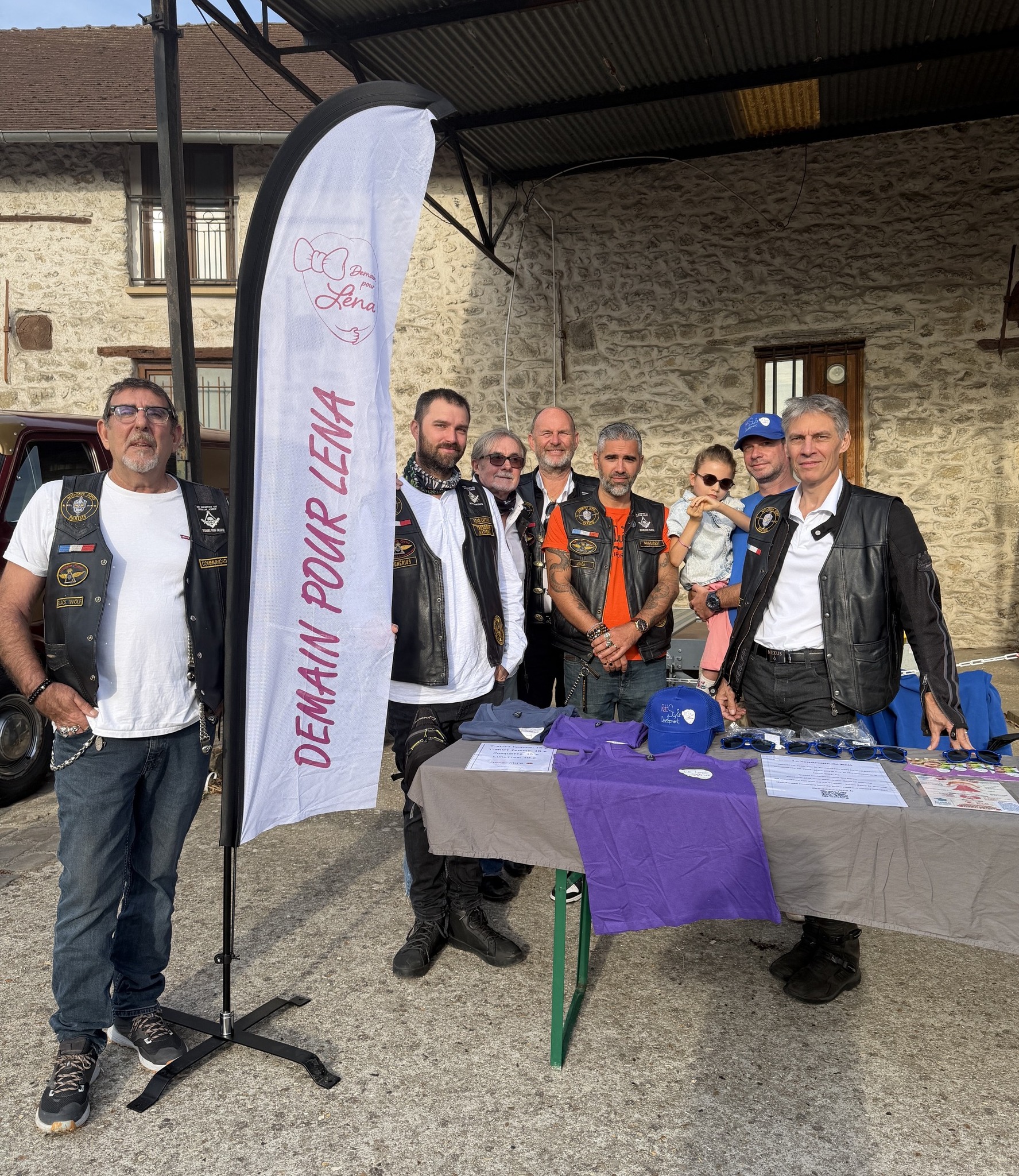 Chapter : Parisis WSF.👍
Soutien à Lena atteinte du syndrome de Rett et bénéficiaire de la 5ème édition du biker Comedy Club.
widows_sonsfrance.fr
#widowssons #widowssonsfrance #widowssonsmra #francmaçons #francmaçonnerie #bikers #motorcycles #harleydavidson