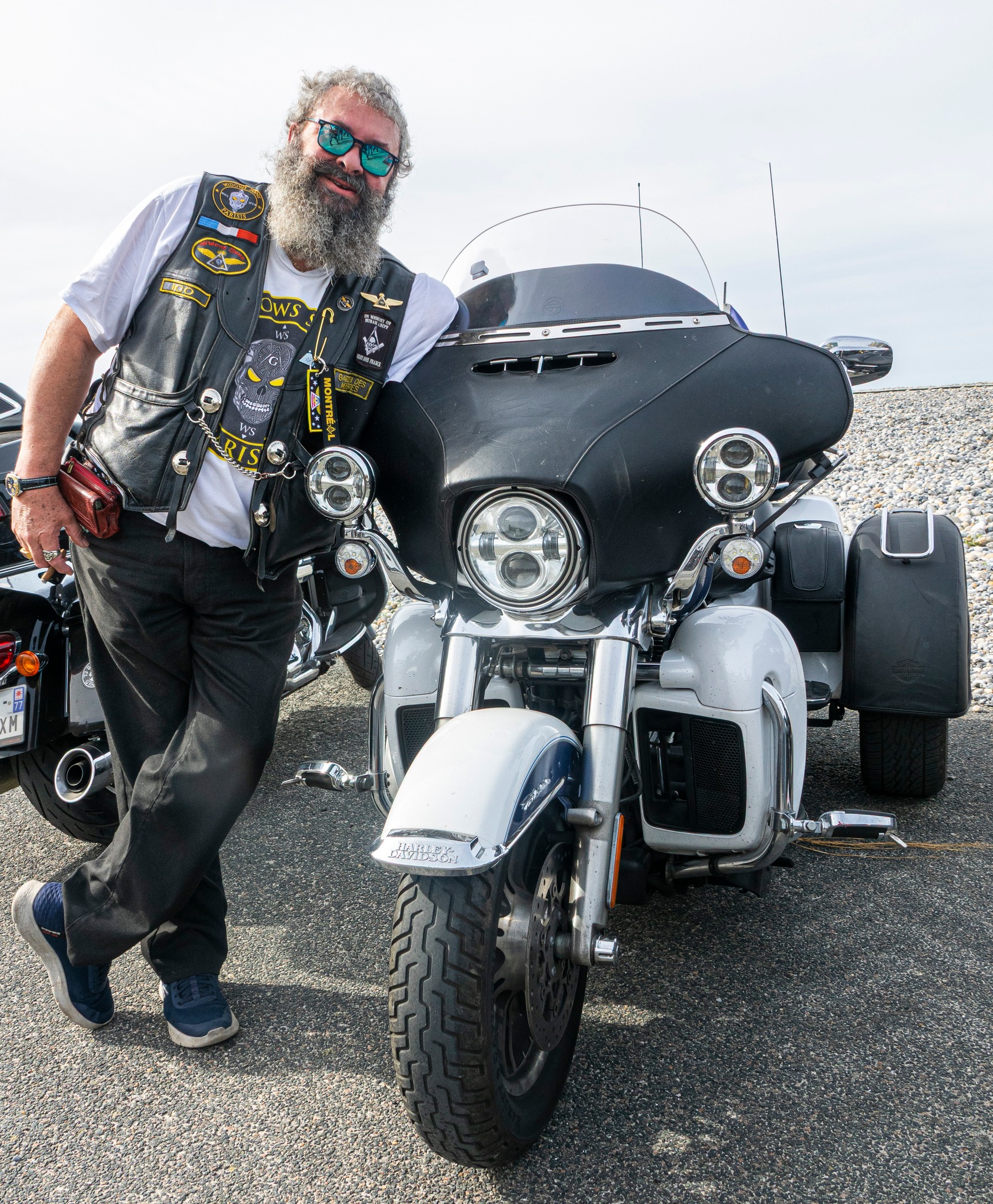 Petit clin d'œil à ICO gardien des membres du Chapter Parisis.🤘
widows-sonsfrance.fr
#widowssons #widowssonsfrance #widowssonsfamily #widowssonsmra #masons #freemasonery #bikers #motorcycles #harleydavidson